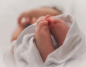 Les perturbateurs endocriniens dans les produits pour bébé : comment les limiter ?